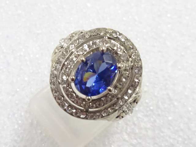 JAPANESE KIMONO / ANTIQUE COLORED STONE RING (SIZE 12)